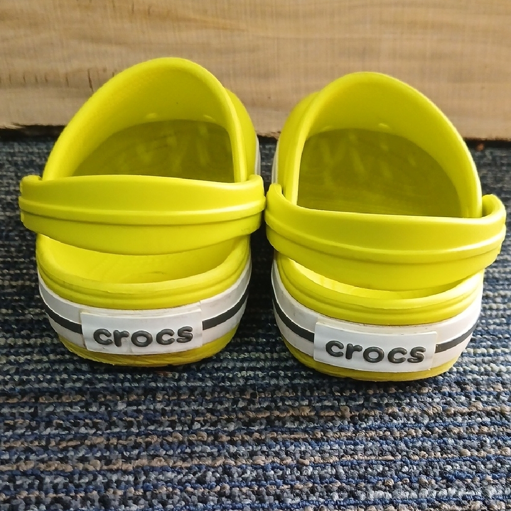 CROCS Kids Bright Yellow Water Shoes - Picture 5 of 7